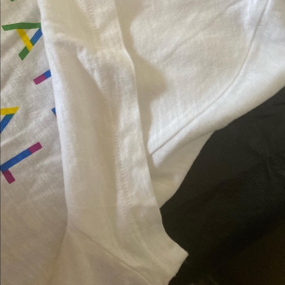 Banana Republic T-shirt - Picture 1 of 5